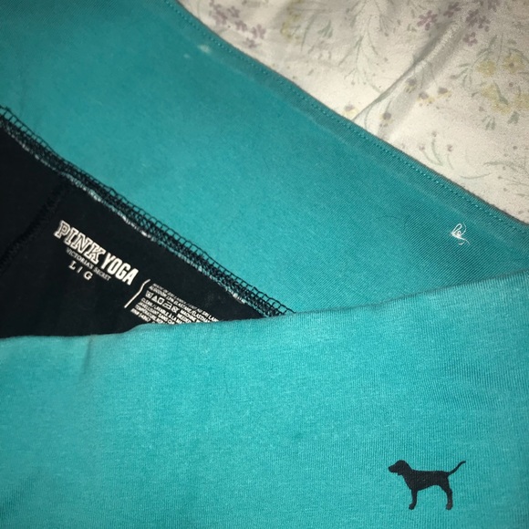 💕Vs Pink Leggings - Picture 3 of 3